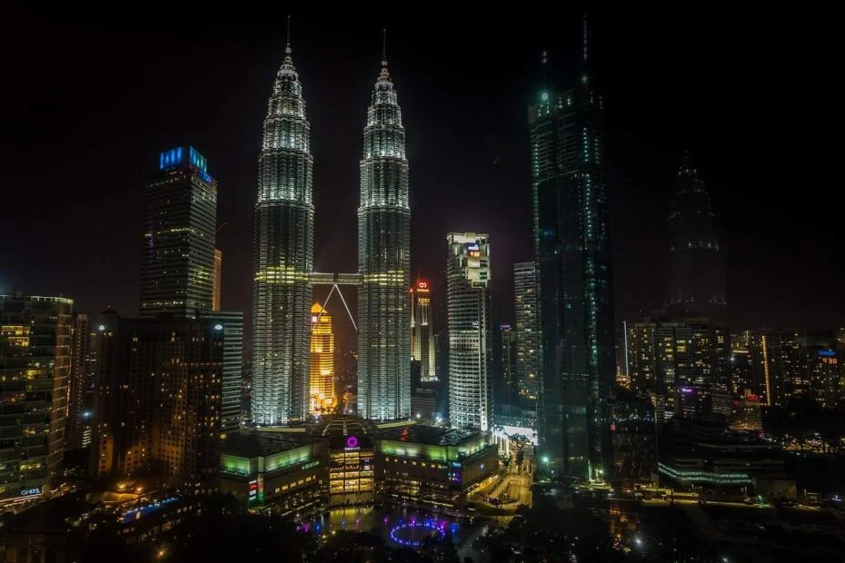 Cinta akan Negara Karangan Langkah meningkatkan Sikap Cinta akan Negara