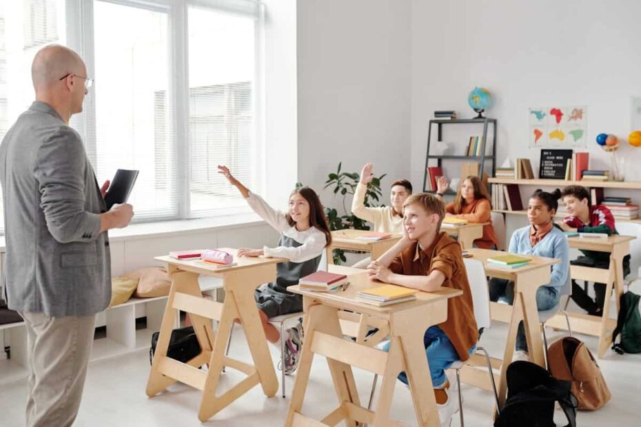 Kebaikan Pelajar Menghadiri Kelas Tambahan (Kelas Tuisyen)