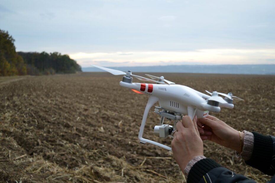 Kebaikan Penggunaan Teknologi Dron dalam Sektor Pertanian