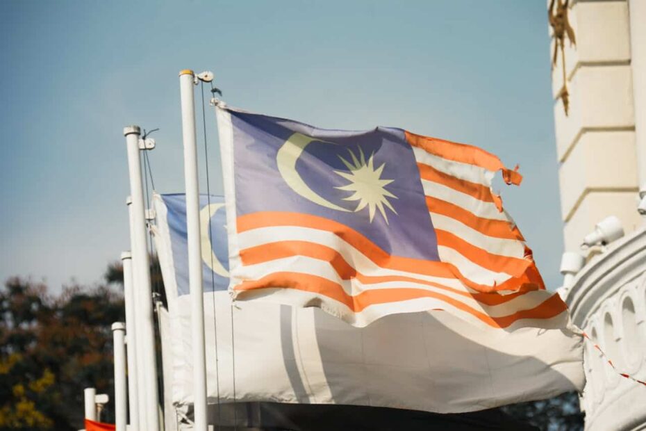 Kepentingan Kestabilan Politik dalam Pembangunan Negara