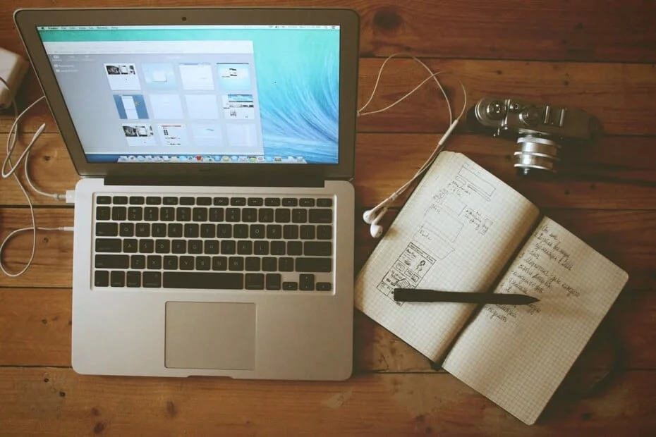 home office 336581 1280 Jasa guru (Karangan UASA Sekolah Rendah)